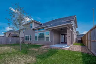 912 Roberts St, East Bernard, TX 77435 - Photo 32