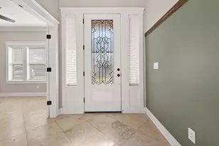 912 Roberts St, East Bernard, TX 77435 - Photo 2