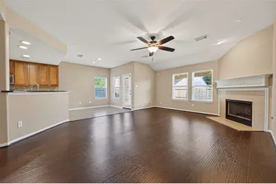 21007 Pineda Circle, Richmond, TX 77406 - Photo 10