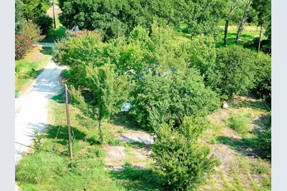 9848 Edward Avenue, Shiro, TX 77876 - Photo 18