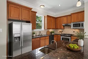 7147 Windwater Lagoon, Houston, TX 77036 - Photo 6