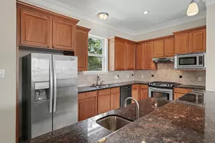 7147 Windwater Lagoon, Houston, TX 77036 - Photo 10