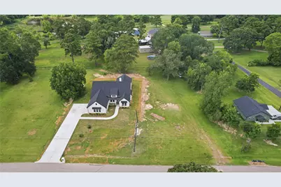 630 County Road 4023, Dayton, TX 77535 - Photo 36