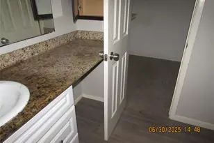 16114 Forest Bend Ave, Friendswood, TX 77546 - Photo 10