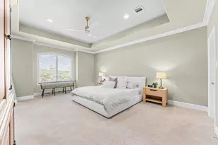 18 Laurelwood Dr, Houston, TX 77058 - Photo 18