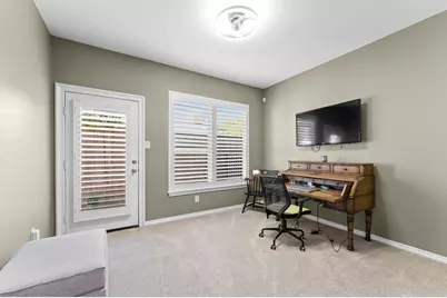 18 Laurelwood Drive, Houston, TX 77058 - Photo 26