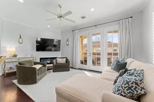 18 Laurelwood Dr, Houston, TX 77058 - Photo 16