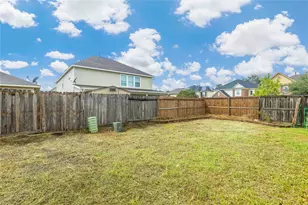 11031 Bauer Elm Street, Houston, TX 77044 - Photo 32