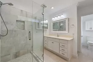 1510 Afton St, Houston, TX 77055 - Photo 14