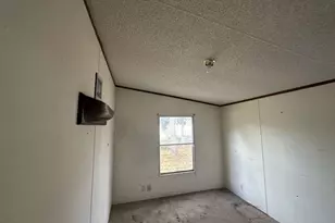 9443 1st St, Lumberton, TX 77657 - Photo 4