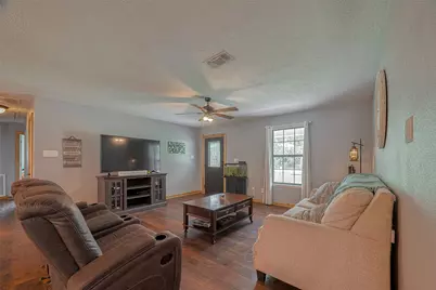 109 Fox Hollow Street, Baytown, TX 77521 - Photo 8