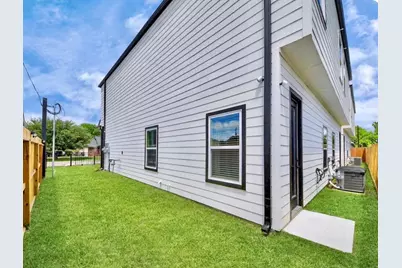 8665 Duane Street #B, Houston, TX 77051 - Photo 12