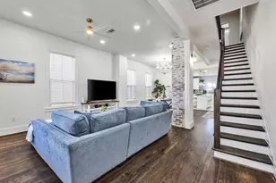 2813 Ball Street St, Galveston, TX 77550 - Photo 4