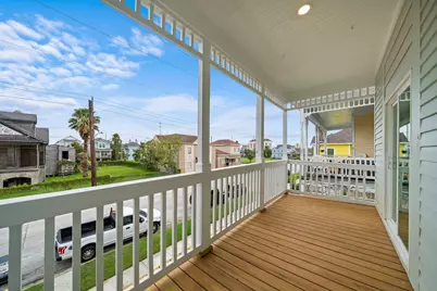 2813 Ball Street Street, Galveston, TX 77550 - Photo 32