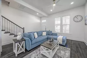 2813 Ball Street St, Galveston, TX 77550 - Photo 6