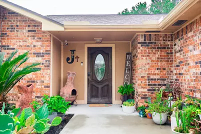 707 Landing Boulevard, League City, TX 77573 - Photo 2