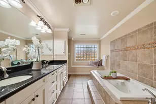 341 W Gaywood Dr, Houston, TX 77079 - Photo 20