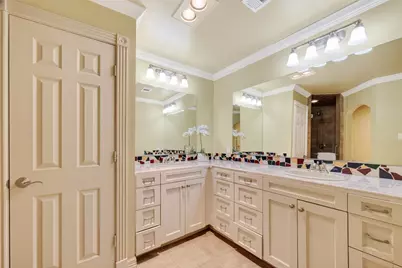 341 W Gaywood Drive, Houston, TX 77079 - Photo 30
