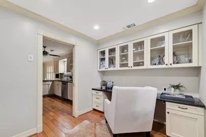 341 W Gaywood Drive, Houston, TX 77079 - Photo 12