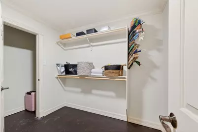 341 W Gaywood Drive, Houston, TX 77079 - Photo 34