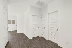 2206 Laurel Bloom Ln, Sealy, TX 77474 - Photo 12