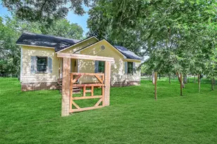 603 Hackamore Rd, Simonton, TX 77485 - Photo 2