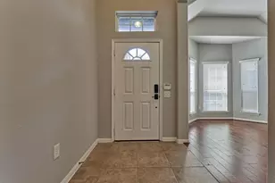 10022 Elkwood Glen Ln, Tomball, TX 77375 - Photo 4