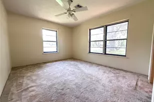 504 Dwinnell St, Baytown, TX 77520 - Photo 6