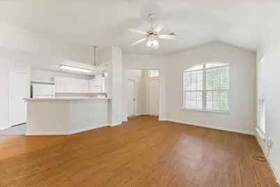 1806 Arbor Glen, Conroe, TX 77303 - Photo 6