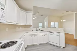 1806 Arbor Glen, Conroe, TX 77303 - Photo 8