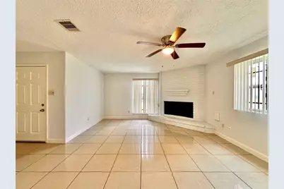 8610 Valley Meadow Drive, Houston, TX 77078 - Photo 4