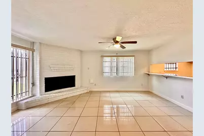 8610 Valley Meadow Drive, Houston, TX 77078 - Photo 2