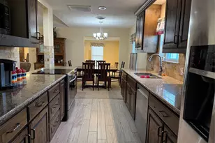 51 E Oakridge Dr, Pointblank, TX 77364 - Photo 4