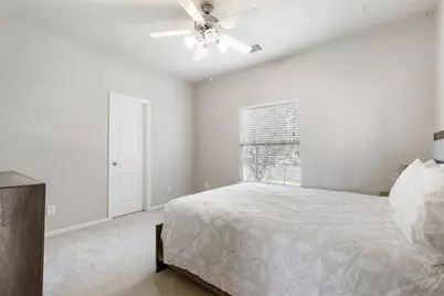 14 N Bardsbrook Circle, The Woodlands, TX 77382 - Photo 38