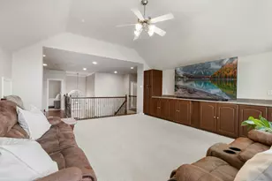 14 N Bardsbrook Cir, The Woodlands, TX 77382 - Photo 32
