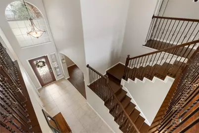 14 N Bardsbrook Circle, The Woodlands, TX 77382 - Photo 32