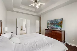 14 N Bardsbrook Cir, The Woodlands, TX 77382 - Photo 24