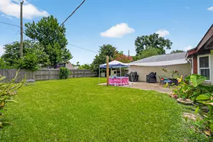 9218 McDade St, Houston, TX 77080 - Photo 36