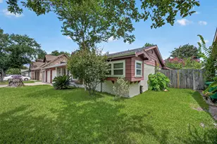 9218 McDade St, Houston, TX 77080 - Photo 8