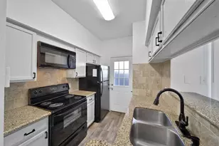 3600 Jeanetta St, Houston, TX 77063 - Photo 12