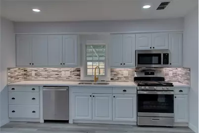 415 Perkins Avenue, League City, TX 77573 - Photo 10