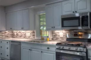 415 Perkins Ave, League City, TX 77573 - Photo 12