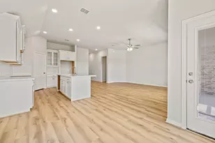 1526 Waterway Reach Dr, Dayton, TX 77535 - Photo 22