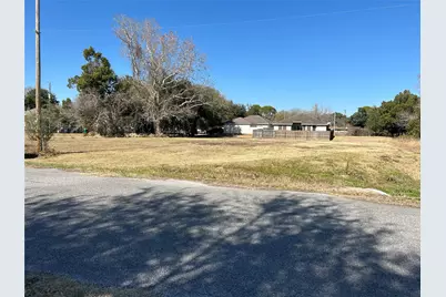 710 Orange St, La Marque, TX 77568 - Photo 1