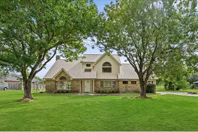 15806 Lakeview Drive, Beach City, TX 77523 - Photo 2
