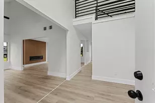 15806 Lakeview Dr, Beach City, TX 77523 - Photo 6