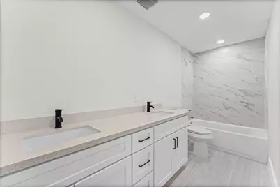 15806 Lakeview Drive, Beach City, TX 77523 - Photo 28