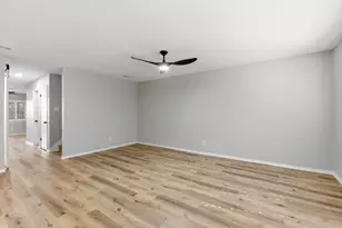 1147 Country Pl Dr, Houston, TX 77079 - Photo 14