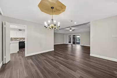 7735 Teal Run Drive, Houston, TX 77071 - Photo 8