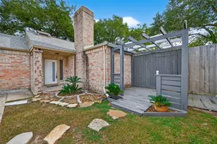7735 Teal Run Dr, Houston, TX 77071 - Photo 4